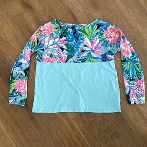 Lilly Pulitzer girls long sleeve top. I believe it's a size L.